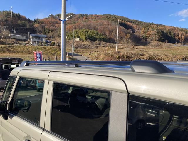 スペーシア ギア　ＨＹＢＲＩＤ　ＸＺ　コネクトナビ　４ＷＤ　バックカメラ　オートライト　Ｂｌｕｅｔｏｏｔｈ　スライドドア　純正ナビ　プッシュスタート　シートヒーター　オートエアコン　スズキセーフティーサポート　４ＷＤ　衝突被害軽減システム　アイドリングストップ（16枚目）