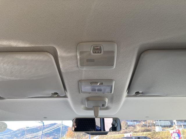 スペーシア ギア　ＨＹＢＲＩＤ　ＸＺ　コネクトナビ　４ＷＤ　バックカメラ　オートライト　Ｂｌｕｅｔｏｏｔｈ　スライドドア　純正ナビ　プッシュスタート　シートヒーター　オートエアコン　スズキセーフティーサポート　４ＷＤ　衝突被害軽減システム　アイドリングストップ（35枚目）