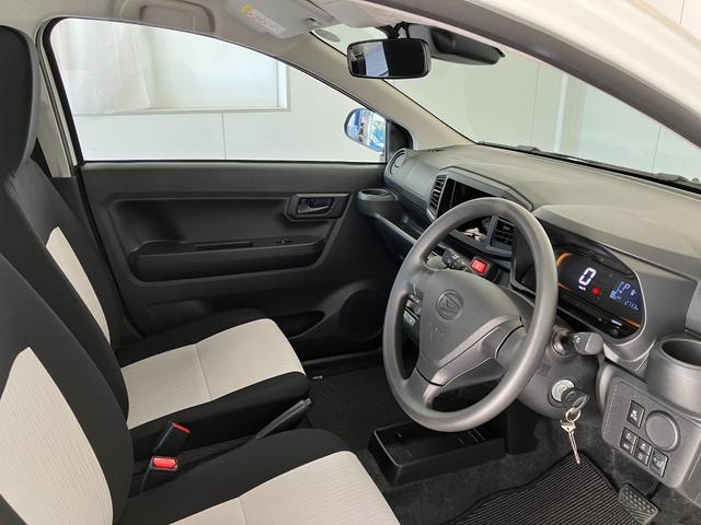 ミライース L SAIII オーディオレス/キーレスエントリー ワンオーナー オーディオレス キーレスエントリー ハロゲンヘッドライト オートライト オートマチックハイビーム スマアシIII アイドリングストップ カーペットマット 取扱説明書 メンテナンスノート(5枚目)