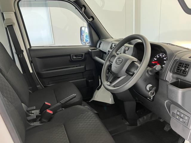 ハイゼットカーゴ ＤＸ　　キーレスエントリー／スマアシ　ＡＭ／ＦＭラジオ　キーレスエントリー　スマアシ　アイドリングストップ　ハロゲンヘッドライト　オートライト　オートマチックハイビーム　取扱説明書　メンテナンスノート（5枚目）