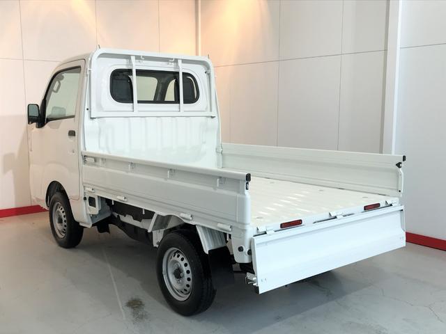 スタンダード MT車 ワンオーナー車 禁煙車 マニュアルエアコン パワーステアリング AM/FMラジオ カーペットマット アイドリングストップ ハロゲンヘッドライト オートライト 衝突被害軽減システム(9枚目)