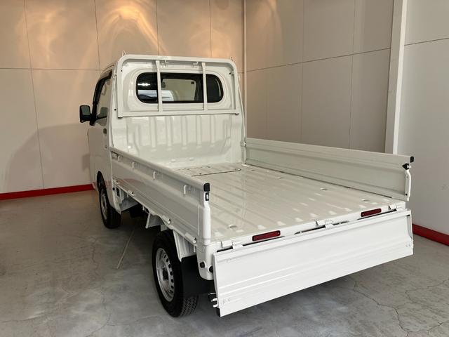 ハイゼットトラック スタンダード MT/AM/FMラジオ ワンオーナー MT AM/FMラジオ ハロゲンヘッドライト オートライト オートマチックハイビーム バイザー ゴムマット 取扱説明書 メンテナンスノート(33枚目)