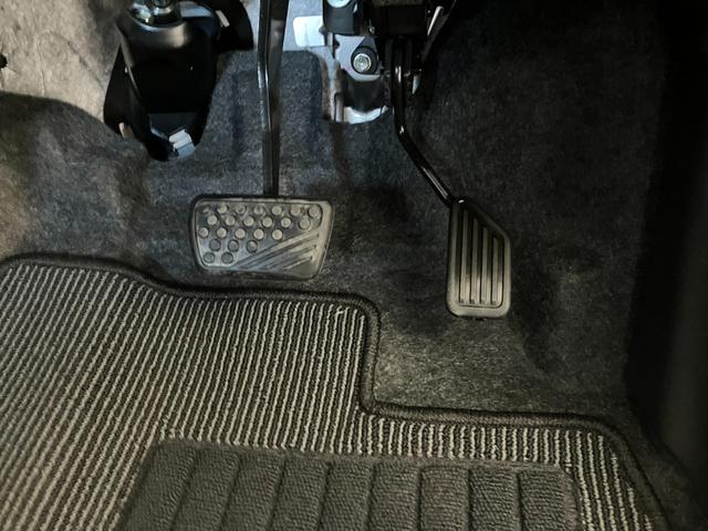 ミライース Ｌ　ＳＡＩＩＩ　オーディオレス／キーレスエントリー　ワンオーナー　オーディオレス　キーレスエントリー　スマアシＩＩＩ　ハロゲンヘッドライト　オートライト　オートマチックハイビーム　シガーソケット　カーペットマット　取扱説明書　メンテナンスノート（23枚目）