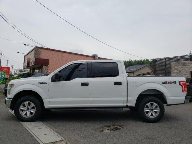 XLT スーパークルー XLT エコブースト 4WD 黒革S(9枚目)