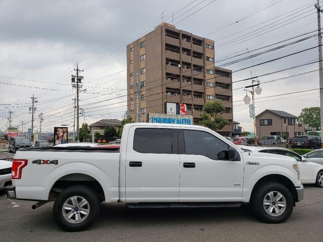 XLT スーパークルー XLT エコブースト 4WD 黒革S(10枚目)