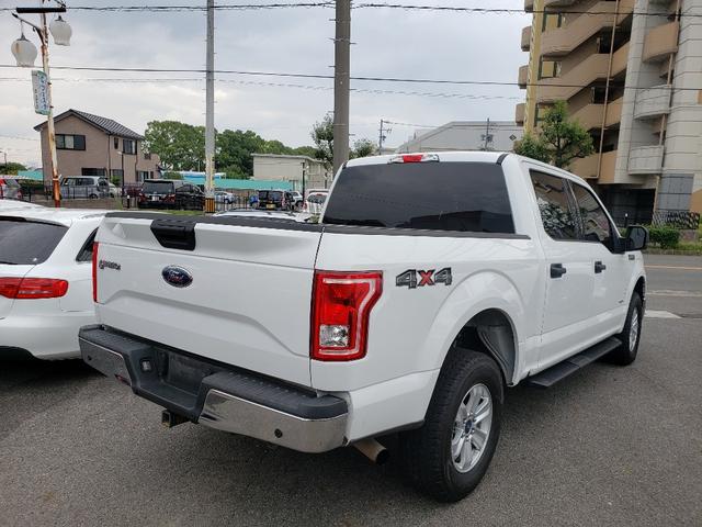 XLT スーパークルー XLT エコブースト 4WD 黒革S(12枚目)
