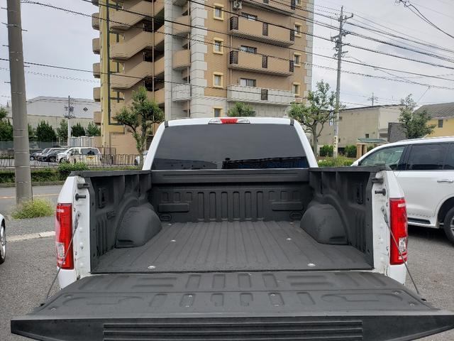XLT スーパークルー XLT エコブースト 4WD 黒革S(16枚目)