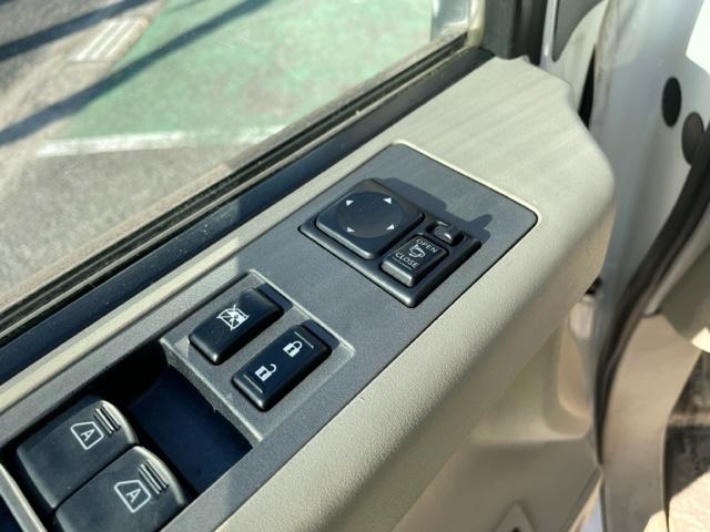 インフィニティ ＱＸ５６