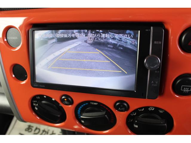 カラーパッケージ　ワンオーナー／パートタイム４ＷＤ／サイドステップ／純正ナビＴＶ／Ｂｌｕｅｔｏｏｔｈ／ＶＴＲ端子／フルセグ／ステリモ／バックカメラ／クリアランスソナー／ホワイトレタータイヤ／フォグランプ／４本出マフラー(18枚目)