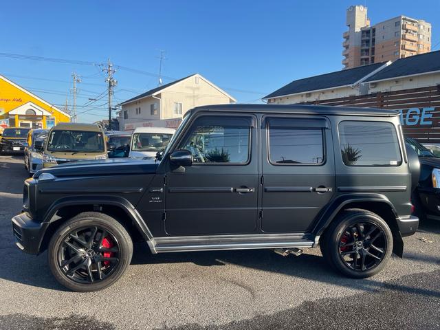 Ｇクラス Ｇ６３　ＡＭＧレザーエクスクルーシブパッケージ　ワンオーナー／左ハンドル／マットブラック／正規ディーラー車／ツートンレザー／サンルーフ／アダプティブダンピングＳ／純正ナビＴＶ／３６０°カメラ／Ｂｕｒｍｅｓｔｅｒサウンド／ＡＭＧ２１ＡＷ／禁煙車（3枚目）