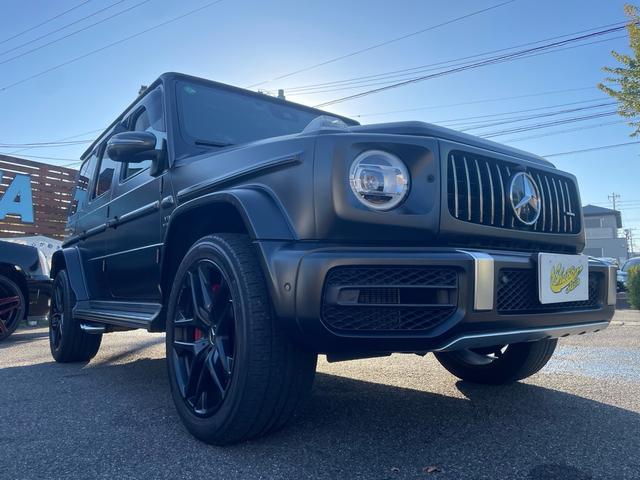Ｇクラス Ｇ６３　ＡＭＧレザーエクスクルーシブパッケージ　ワンオーナー／左ハンドル／マットブラック／正規ディーラー車／ツートンレザー／サンルーフ／アダプティブダンピングＳ／純正ナビＴＶ／３６０°カメラ／Ｂｕｒｍｅｓｔｅｒサウンド／ＡＭＧ２１ＡＷ／禁煙車（6枚目）