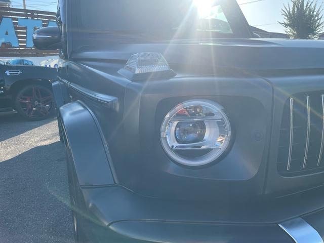 Ｇクラス Ｇ６３　ＡＭＧレザーエクスクルーシブパッケージ　ワンオーナー／左ハンドル／マットブラック／正規ディーラー車／ツートンレザー／サンルーフ／アダプティブダンピングＳ／純正ナビＴＶ／３６０°カメラ／Ｂｕｒｍｅｓｔｅｒサウンド／ＡＭＧ２１ＡＷ／禁煙車（11枚目）