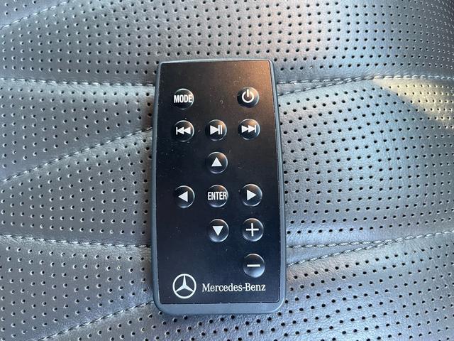 Ｇクラス Ｇ６３　ＡＭＧレザーエクスクルーシブパッケージ　ワンオーナー／左ハンドル／マットブラック／正規ディーラー車／ツートンレザー／サンルーフ／アダプティブダンピングＳ／純正ナビＴＶ／３６０°カメラ／Ｂｕｒｍｅｓｔｅｒサウンド／ＡＭＧ２１ＡＷ／禁煙車（24枚目）