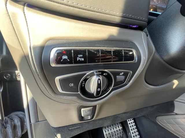 Ｇクラス Ｇ６３　ＡＭＧレザーエクスクルーシブパッケージ　ワンオーナー／左ハンドル／マットブラック／正規ディーラー車／ツートンレザー／サンルーフ／アダプティブダンピングＳ／純正ナビＴＶ／３６０°カメラ／Ｂｕｒｍｅｓｔｅｒサウンド／ＡＭＧ２１ＡＷ／禁煙車（29枚目）