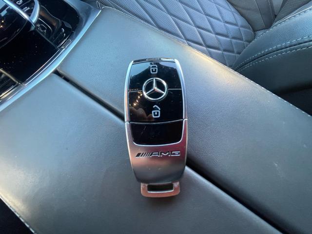 Ｇクラス Ｇ６３　ＡＭＧレザーエクスクルーシブパッケージ　ワンオーナー／左ハンドル／マットブラック／正規ディーラー車／ツートンレザー／サンルーフ／アダプティブダンピングＳ／純正ナビＴＶ／３６０°カメラ／Ｂｕｒｍｅｓｔｅｒサウンド／ＡＭＧ２１ＡＷ／禁煙車（30枚目）