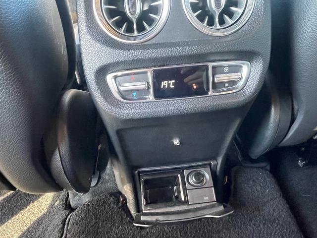 Ｇクラス Ｇ６３　ＡＭＧレザーエクスクルーシブパッケージ　ワンオーナー／左ハンドル／マットブラック／正規ディーラー車／ツートンレザー／サンルーフ／アダプティブダンピングＳ／純正ナビＴＶ／３６０°カメラ／Ｂｕｒｍｅｓｔｅｒサウンド／ＡＭＧ２１ＡＷ／禁煙車（50枚目）