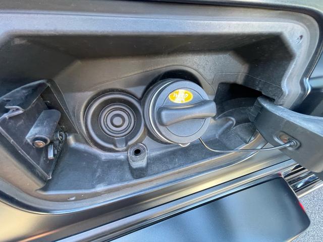 Ｇクラス Ｇ６３　ＡＭＧレザーエクスクルーシブパッケージ　ワンオーナー／左ハンドル／マットブラック／正規ディーラー車／ツートンレザー／サンルーフ／アダプティブダンピングＳ／純正ナビＴＶ／３６０°カメラ／Ｂｕｒｍｅｓｔｅｒサウンド／ＡＭＧ２１ＡＷ／禁煙車（62枚目）