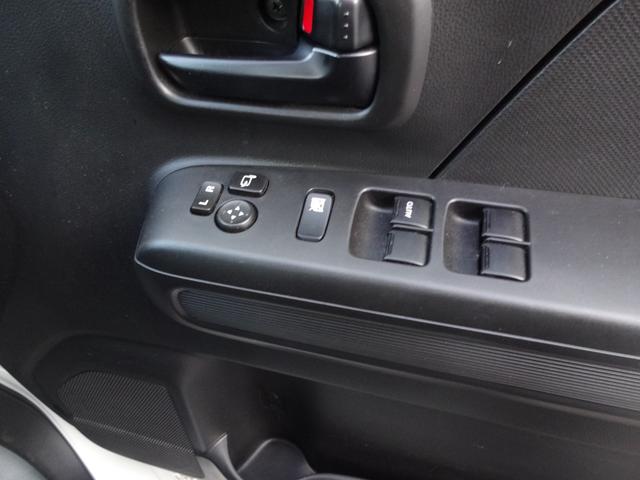 ワゴンＲ ＨＹＢＲＩＤ　ＦＸ　２型　４ＷＤ　セーフティサポート付き　オートライト　プッシュスタート　シートヒーター　オートエアコン　ＥＴＣ　スズキセーフティーサポート　ワンオーナー　４ＷＤ　衝突被害軽減システム　アイドリングストップ　横滑り防止機能（10枚目）