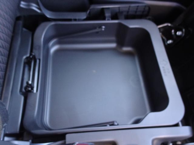 ソリオバンディット バンディット　ＨＹＢＲＩＤ　ＭＶ　４ＷＤ　全方位モニターナビ　オートライト　Ｂｌｕｅｔｏｏｔｈ　スライドドア　純正ナビ　プッシュスタート　シートヒーター　オートエアコン　スズキセーフティーサポート　ワンオーナー　４ＷＤ　衝突被害軽減システム　横滑り防止機能（42枚目）