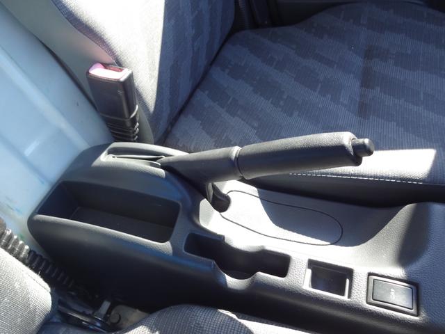 キャリイトラック ＫＣ　エアコン・パワステ　ＤＡ６３Ｔ　８型　３ＡＴ（16枚目）