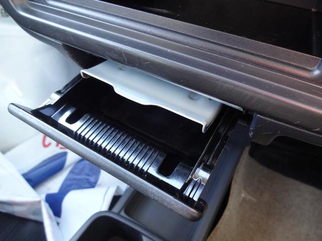 キャリイトラック ＫＣ　エアコン・パワステ　ＤＡ６３Ｔ　８型　３ＡＴ（17枚目）