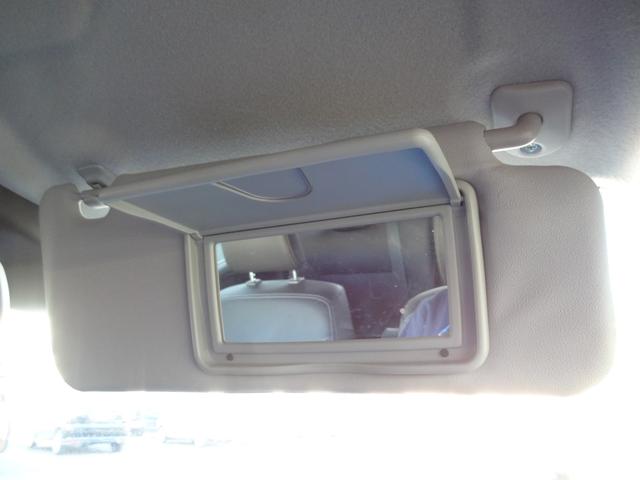 イグニス ＨＹＢＲＩＤ　ＭＦ　２型　４ＷＤ　セーフティサポート　オートライト　Ｂｌｕｅｔｏｏｔｈ　ドライブレコーダー　純正ナビ　プッシュスタート　シートヒーター　シートヒーター　オートエアコン　スズキセーフティーサポート　ワンオーナー　４ＷＤ（49枚目）