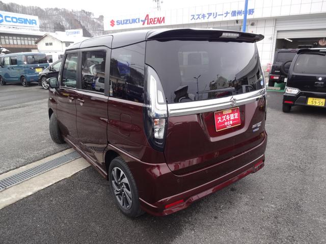 ソリオバンディット バンディット　ＨＹＢＲＩＤ　ＭＶ　全方位モニターナビ　ドライブレコーダー　オートライト　Ｂｌｕｅｔｏｏｔｈ　両側電動スライドドア　純正ナビ　プッシュスタート　シートヒーター　オートエアコン　ＥＴＣ　スズキセーフティーサポート　ワンオーナー　４ＷＤ（7枚目）