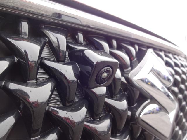 ソリオバンディット バンディット　ＨＹＢＲＩＤ　ＭＶ　全方位モニターナビ　ドライブレコーダー　オートライト　Ｂｌｕｅｔｏｏｔｈ　両側電動スライドドア　純正ナビ　プッシュスタート　シートヒーター　オートエアコン　ＥＴＣ　スズキセーフティーサポート　ワンオーナー　４ＷＤ（9枚目）