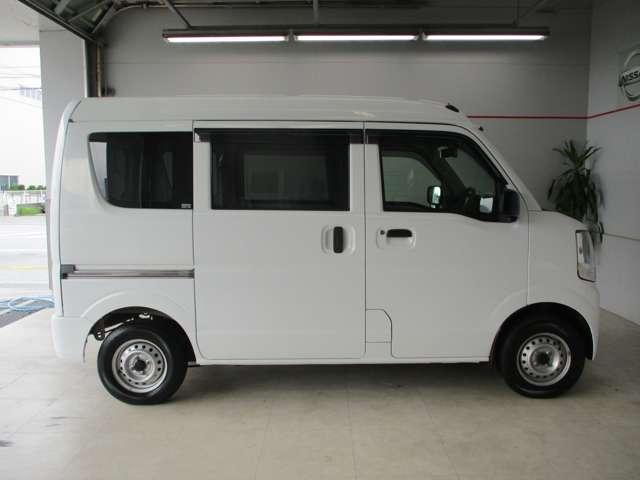 排気量は６６０ｃｃの軽貨物。日産唯一の軽箱バンです。