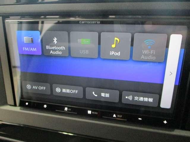 ■ＦＭ／ＡＭ／Ｂｌｕｅｔｏｏｔｈ-Ａｕｄｉｏ／ＵＳＢ／ｉＰｏｄ／Ｗｉ-ｆｉ-Ａｕｄｉｏ／電話／交通情報。