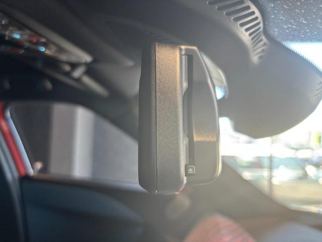 ＭＩＮＩ エースマンＳＥ　フェイバリット・トリム　正規認定中古車　保証整備付　ナビ　ＥＴＣ　バッグカメラ　衝突被害軽減ブレーキ　障害物センサー　車線逸脱防止支援システム　クルーズコントロール　ＬＥＤヘッドライト　純正１９インチホイール　電動シート（15枚目）