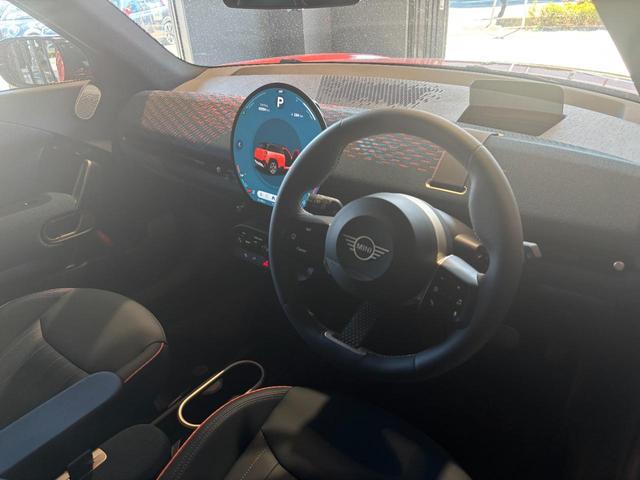 ＭＩＮＩ エースマンＳＥ　フェイバリット・トリム　正規認定中古車　保証整備付　ナビ　ＥＴＣ　バッグカメラ　衝突被害軽減ブレーキ　障害物センサー　車線逸脱防止支援システム　クルーズコントロール　ＬＥＤヘッドライト　純正１９インチホイール　電動シート（29枚目）