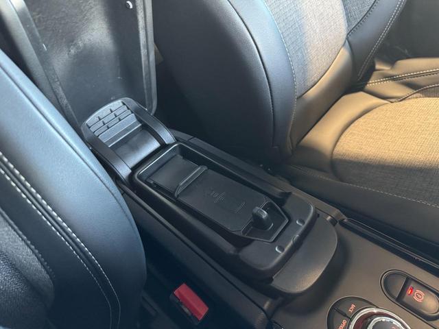 ＭＩＮＩ クーパーＤ　クラブマン　クラシック・トリム　正規認定中古車　保証整備付　ＥＴＣ　ＤＣＴ　バックカメラ　衝突被害軽減ブレーキ　アイドリングストップ　障害物センサー　車線逸脱防止支援システム　クルーズコントロール　ＬＥＤヘッドライト（26枚目）