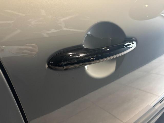 ＭＩＮＩ クーパーＳＤ　クロスオーバーオール４アンテイムドＥＤ　限定仕様車　アップルカープレイ　ＴＶ　ナビ　ＥＴＣ　バックカメラ　衝突被害軽減ブレーキ　アイドリングストップ　障害物センサー　車線逸脱防止支援システム　ル　ＬＥＤヘッドライト（6枚目）