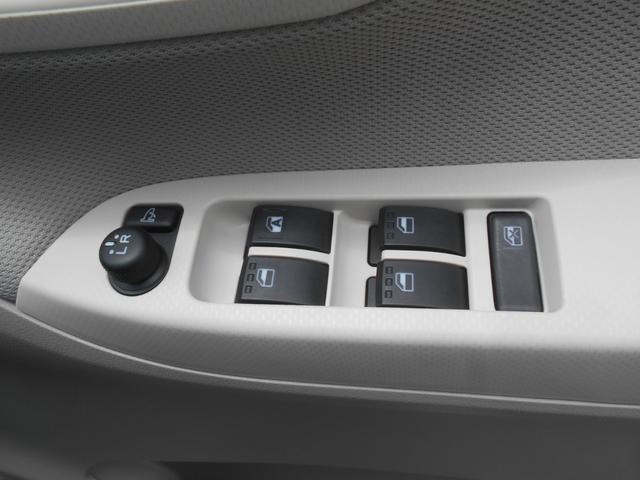 L SAIII ワンオーナー車 キーレスエントリー 衝突被害軽減システム 誤発進抑制制御機能 レーンアシスト オートマチックハイビーム 衝突安全ボディ アイドリングストップ VSC(17枚目)