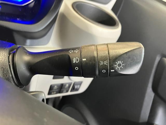 ミライース X SAIII CD/LEDヘッドランプ ワンオーナー CD LEDヘッドランプ オートマチックハイビーム スマアシIII キーレスエントリー 電動格納ミラー 取扱説明書 メンテナンスノート(13枚目)