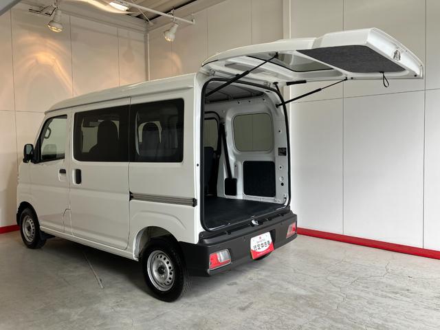 ハイゼットカーゴ ＤＸ　キーレスエントリー／両側スライドドア　ワンオーナー　ＡＭ／ＦＭラジオ　キーレスエントリー　スマアシ　両側スライドドア　ハロゲンヘッドライト　オートライト　オートマチックハイビーム　アイドリングストップ　取扱説明書　メンテナンスノート（37枚目）