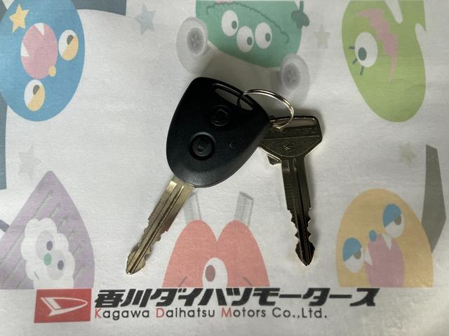 ミライース Ｌ　ＳＡＩＩＩ　オーディオレス／キーレスエントリー　ワンオーナー　オーディオレス　キーレスエントリー　スマアシＩＩＩ　ハロゲンヘッドライト　オートライト　オートマチックハイビーム　シガーソケット　取扱説明書　メンテナンスノート（39枚目）