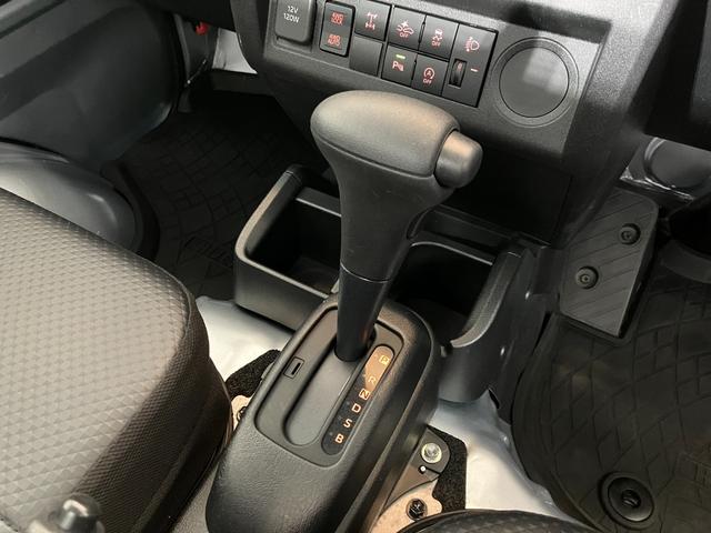 �������E�����Ȏ�����Ԃŉ��K�ɉ^�]���Ă��������܂���