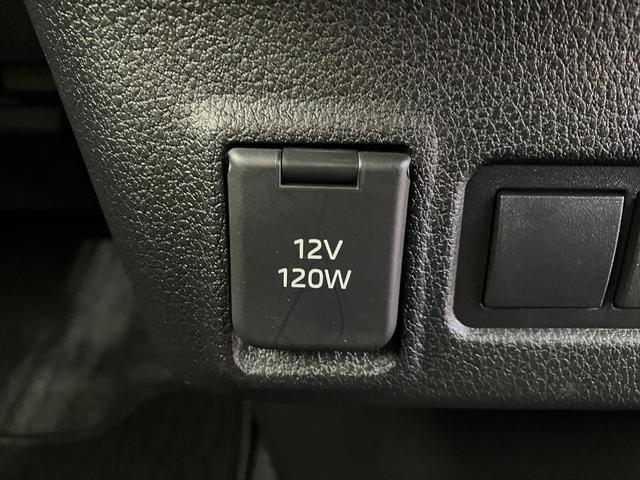 �J�[�i�r�E�h���C�u���R�[�_�[��d�s�b�ȂǁA�K�v�ȕt���i������܂����猩�ώ��ɂ����k�������B�I�v�V�����Ŕ̔����Ă���܂���