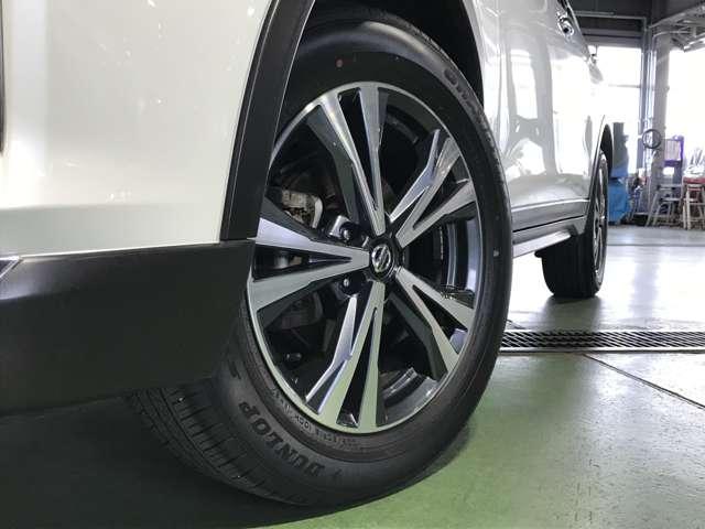 2.0 20Xi 2列車 4WD 360°ビューモニター 全周囲モニター LEDヘッドランプ Pバックドア 衝突被害軽減システム メモリナビ Bカメラ クリアランスソナー アルミホイール 4WD スマートキー フルセグ DVD ABS(17枚目)
