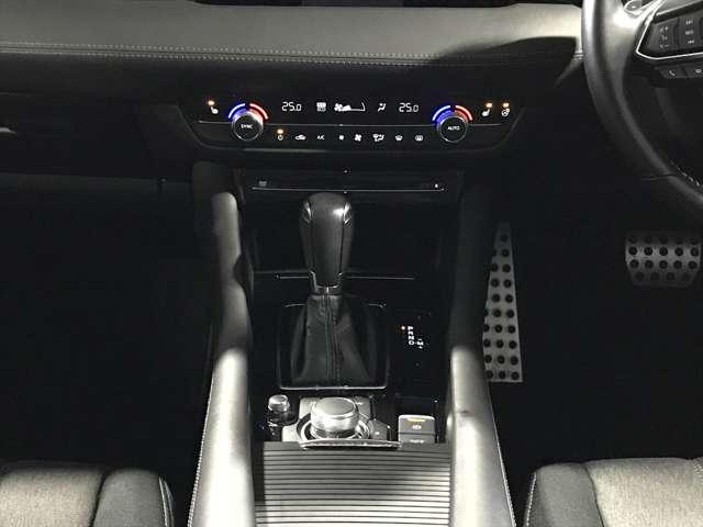 アテンザセダン 2.2 XD プロアクティブ ディーゼルターボ MTモード付 Pシート LEDヘッドライト ABS バックカメラ ETC 盗難防止装置 アルミホイール オートエアコン アダプティブクルコン インテリキー エアバッグ ツインターボ 前席シートヒーター(12枚目)