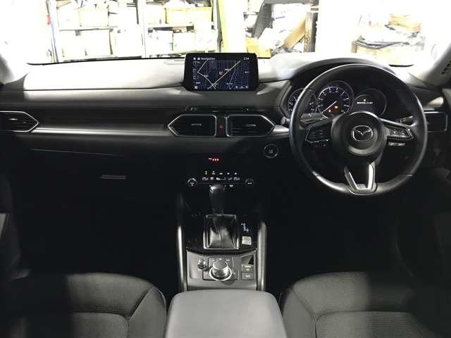 ＣＸ－５ ２．０　２０Ｓ　スマート　エディション　ＭＴモード付　ブレーキサポート　３６０度ビューモニター　ＬＥＤ　地デジ　サイドエアバック　横滑り防止装置　アイドリング　盗難防止装置　ＥＴＣ付き　アドバンストキー　バックモニター　キーレスエントリー（3枚目）