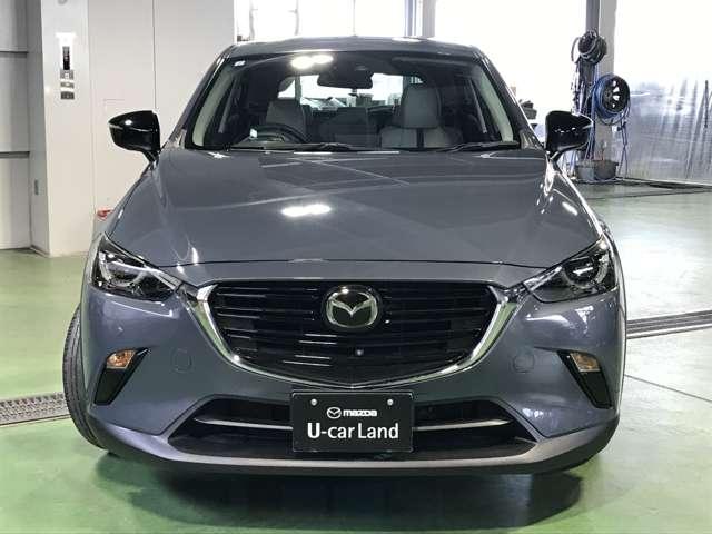 ＣＸ－３ １．５　１５Ｓ　アーバン　ドレッサー　ＭＴモード付　レーダークルコン　ＬＥＤヘッドランプ　ＥＴＣ　衝突被害軽減システム　シートヒーター　アイドリングストップ　バックカメラ　サイドエアバッグ　横滑り防止装置　スマートキー　フルオートエアコン（4枚目）