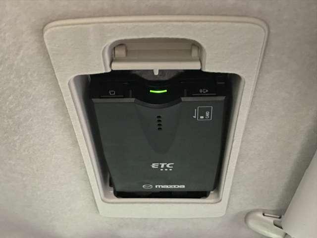 ＭＡＺＤＡ２ １．５　１５Ｓ　スマート　エディション　４ＷＤ　ＭＴモード付　横滑り防止　メモリーナビ　フルセグ　フロントカメラ　ＬＥＤ　４ＷＤ　アイドリングストップ　スマートキー　盗難防止装置　ＥＴＣ　アラウンドビューモニター　サイドモニター　バックモニター（16枚目）