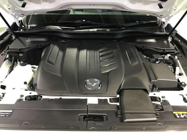 ＣＸ－６０ ３．３　ＸＤ　ＳＰ　ディーゼルターボ　４ＷＤ　盗難防止装置付　３６０°カメラ　レーダークルーズコントロール　ＬＥＤライト　４ＷＤ　衝突軽減ブレーキ　パワーシート　バックカメラ　シートヒーター　ＥＴＣ（18枚目）