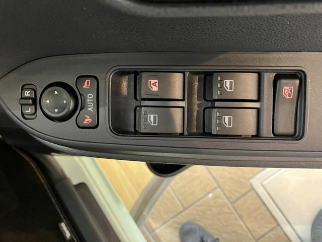 タント L VSC 電動格納式ミラー 1オーナー アイドリングストップ機能 レーダーブレーキサポート リモコンキー オートハイビーム 車線逸脱防止 Wエアバッグ 前席シートヒーター ベンチシート オートライト(21枚目)