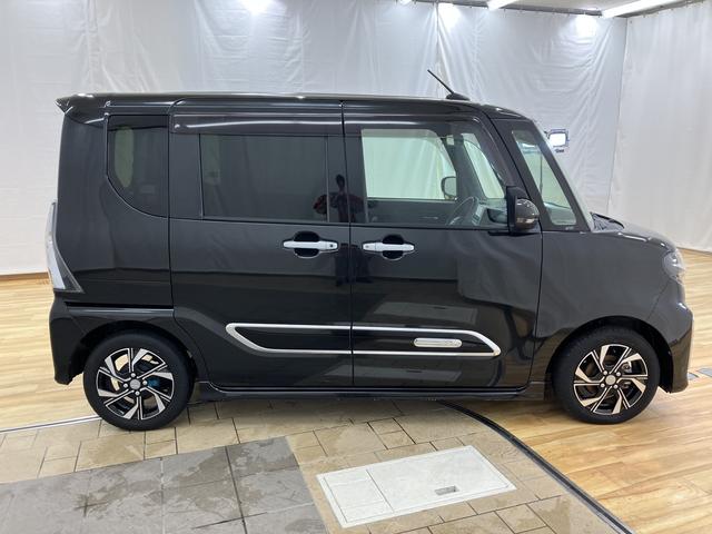 タント カスタムXスタイルセレクション /ナビ/パノラマモニタ/ 両パワースライドドア ブレーキサポート レーンキープ AUTOライト Iストップ 1オーナー シートヒータ LEDライト スマートキー 横滑り防止 ドライブレコーダー アルミ ABS パノラマビュー(8枚目)