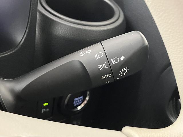 ���̖͂��邳�����m���A���̈Â��ɂȂ�Ǝ����Ńw�b�h���C�g��_������Ԃ̎��F�����m�ۂ��܂��B