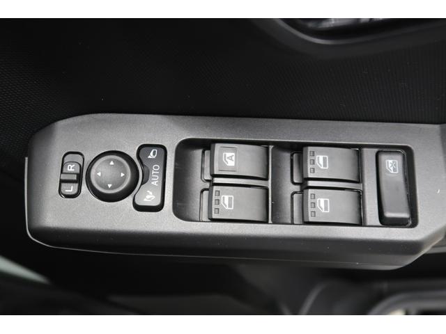 タフト Ｇ　／４ＷＤ／ナビ／バックカメラ／キーフリー／パノラマルーフ　オートミラー　ＡＷ　前後誤発進抑制機能　車線逸脱防止　パノラマルーフ　盗難防止装置　ＥＴＣ　オートライト　キーフリーシステム　４ＷＤ　記録簿　スマートキー　オートマチックハイビーム　ナビ・ＴＶ（28枚目）